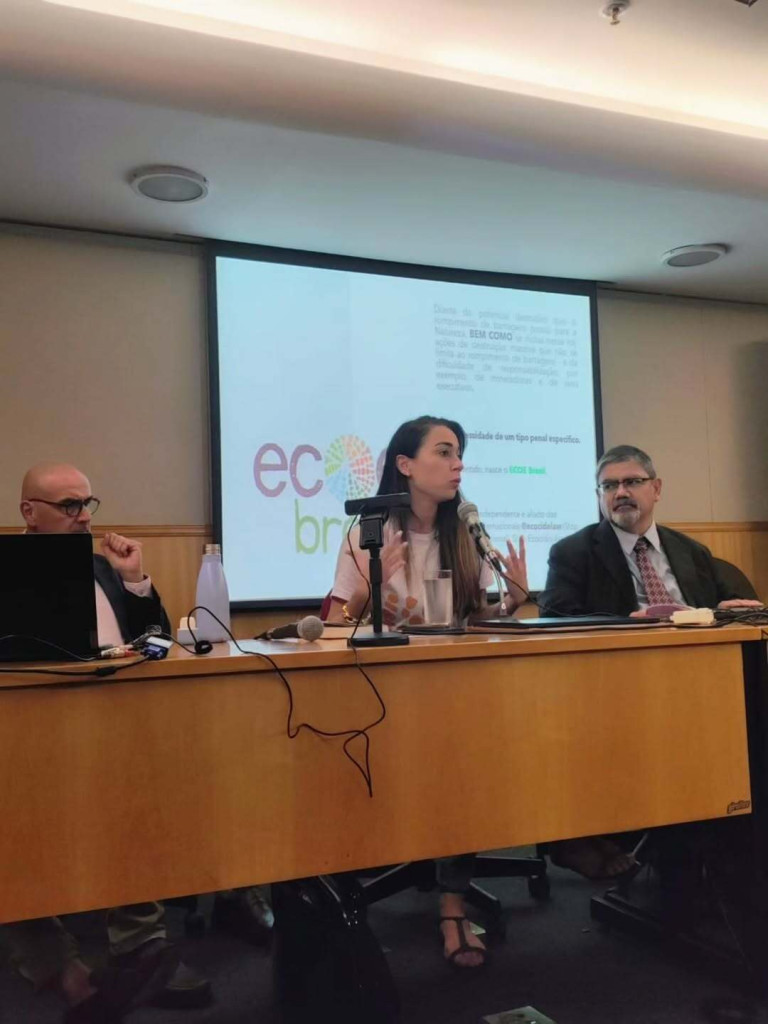 Nesta segunda-feira (06-10), a doutoranda Isabel Pinheiro, isabel_ppinheiro , membra do Grupo (2)